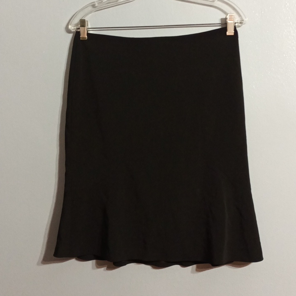 Ann Taylor women's size 6 black skirt